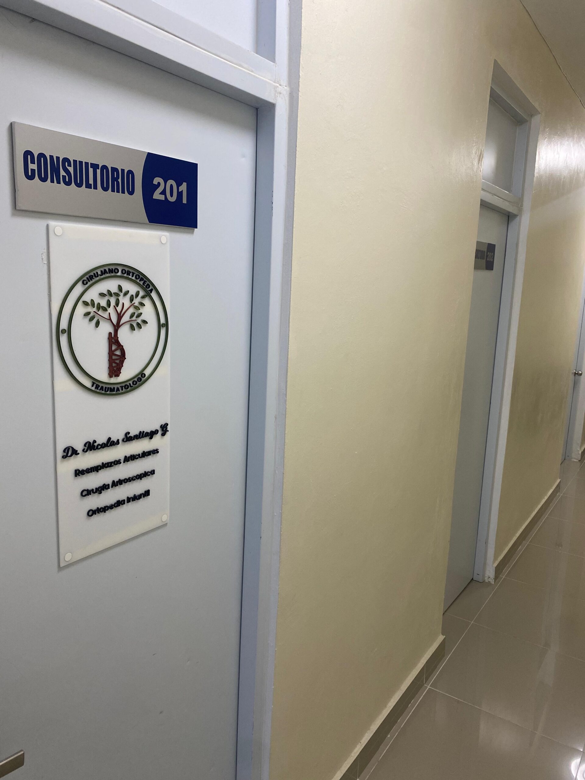 CRHATFI, SRL Clínica de Rehabilitación y Terapia Física - Consultorio 201